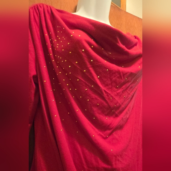 Avon Red Rusched Drape Blouse with Gold Accents SzL NWOT - Picture 4 of 9